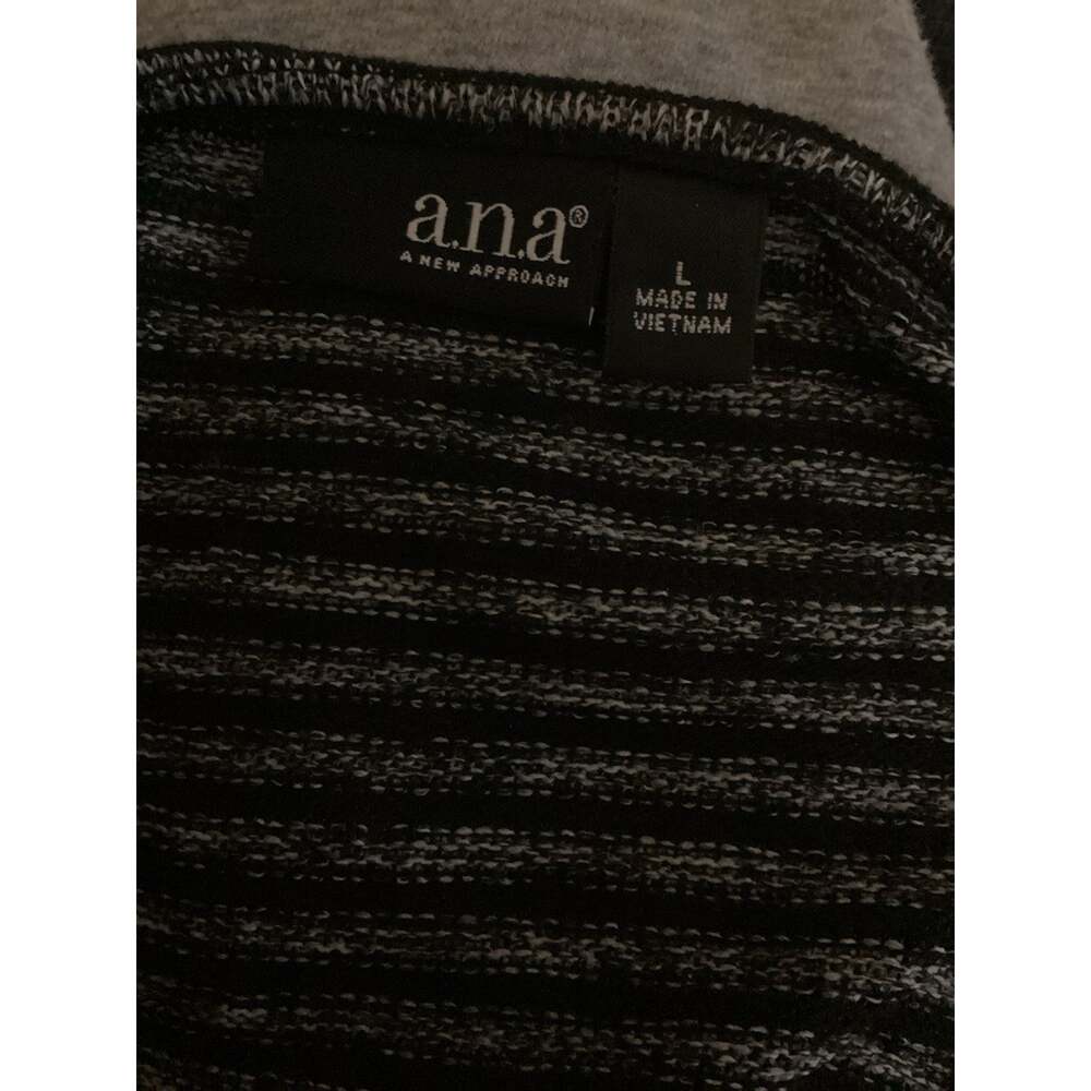 A.N.A. A New Approach Quarter Sleeve Blouse Black SZ Large - Picture 3 of 4